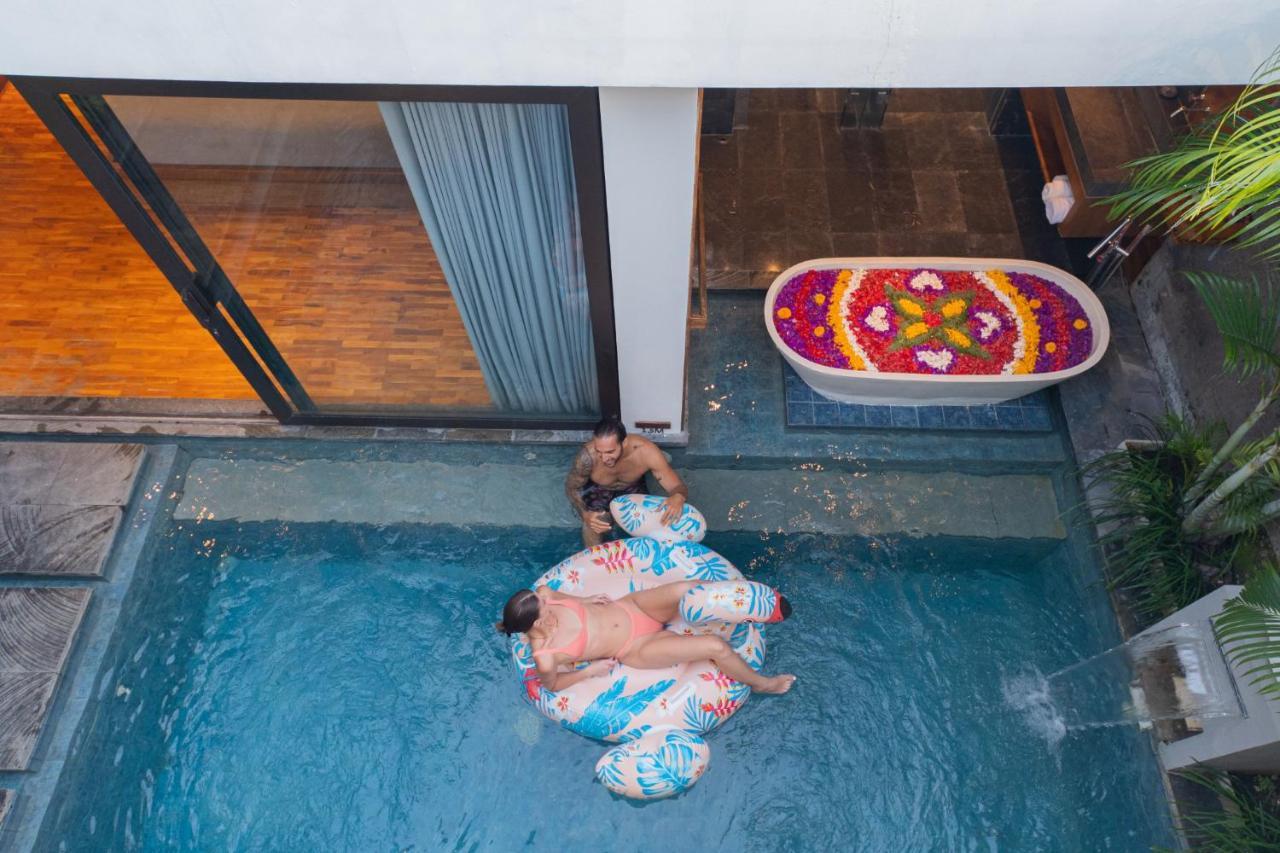 Ayona Villa Seminyak By Ini Vie Hospitality Exterior photo