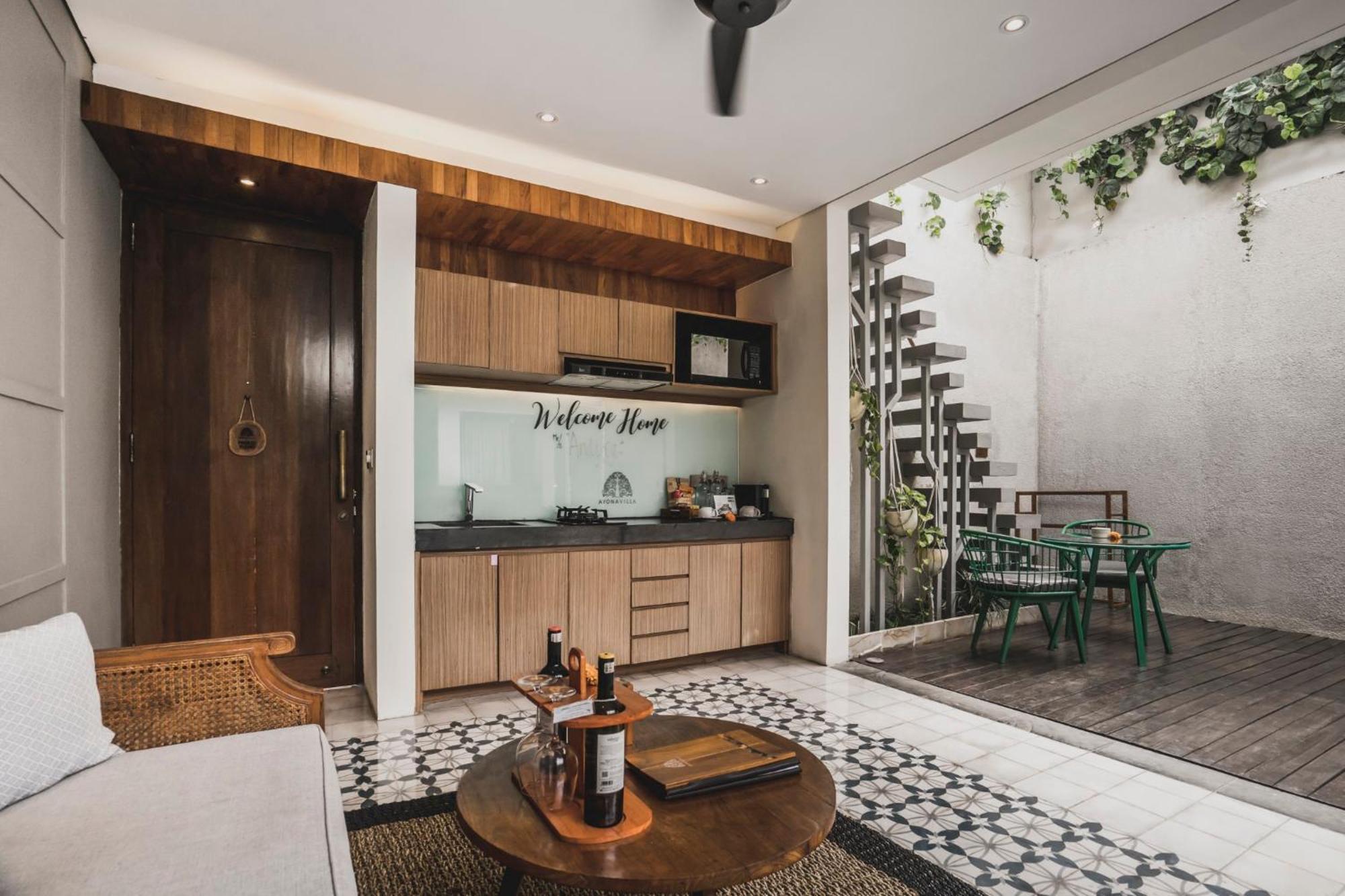 Ayona Villa Seminyak By Ini Vie Hospitality Exterior photo